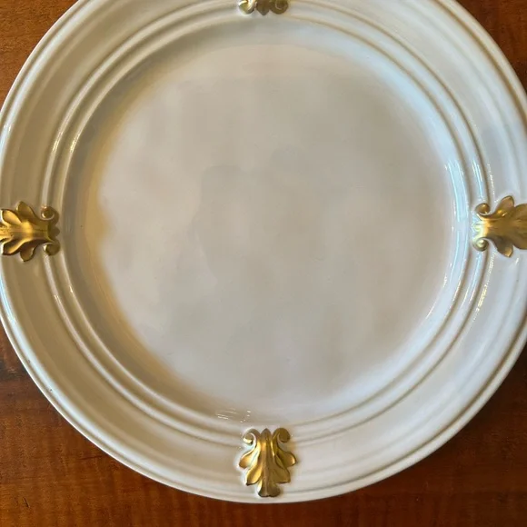 White and gold salad plates - Picture 3 of 5